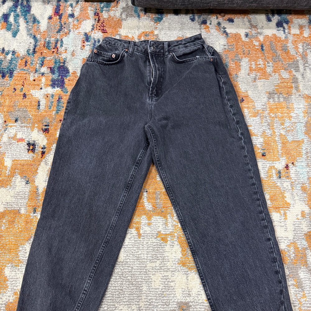 ASOS DESIGN High rise denim jeans distressed black wash ladies size 26 clothes